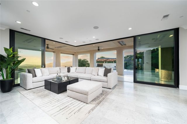 4485 Broken Spur Road, La Verne, CA 91750