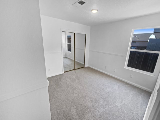 209 Vista Del Angel SW, Albuquerque, NM 87121