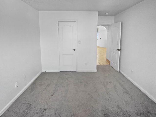 209 Vista Del Angel SW, Albuquerque, NM 87121