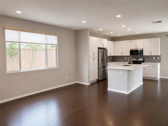 2308 Navigation Circle, Placentia, CA 92870