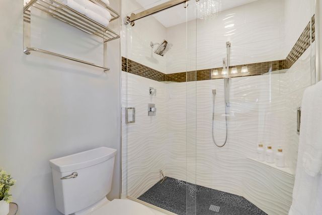 204 Old Meadow Way, Palm Beach Gardens, FL 33418
