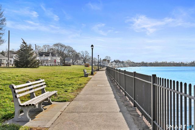 75 Townsend Avenue, New Haven, CT 06512