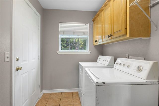 708 E Paschal Street, Troup, TX 75789