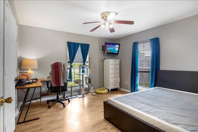 708 E Paschal Street, Troup, TX 75789