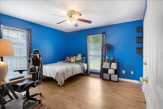 708 E Paschal Street, Troup, TX 75789