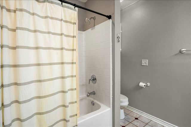 708 E Paschal Street, Troup, TX 75789