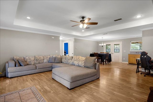 708 E Paschal Street, Troup, TX 75789