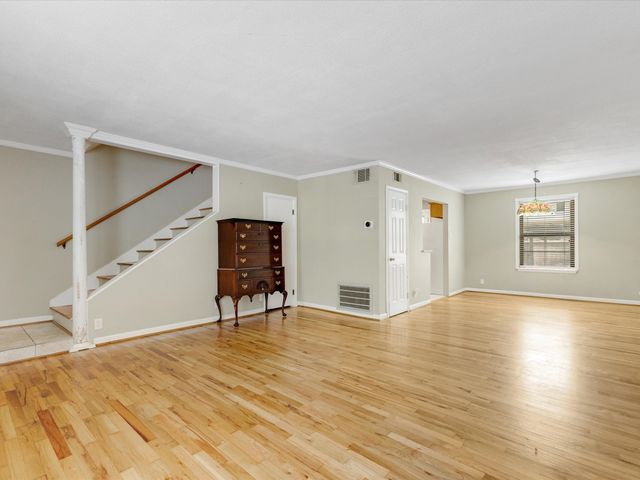 5015 N Hall Street, Dallas, TX 75235