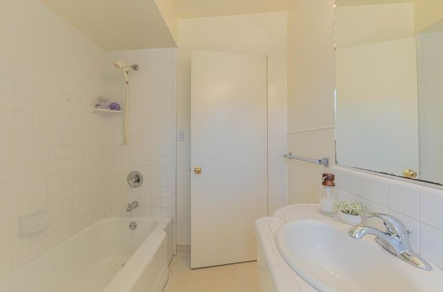 665 Hillcrest Avenue, Pacific Grove, CA 93950