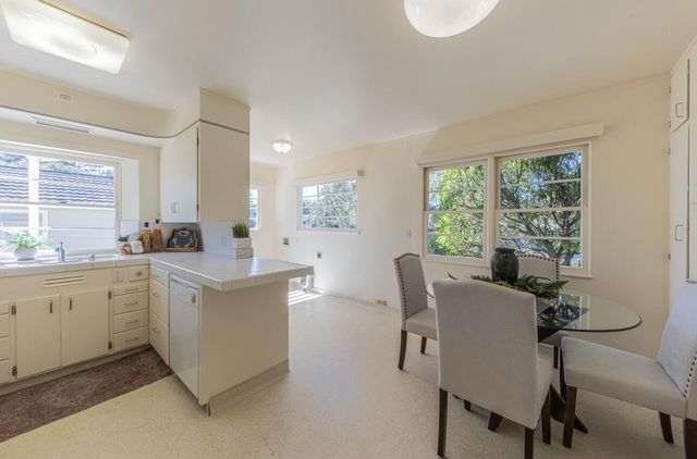 665 Hillcrest Avenue, Pacific Grove, CA 93950