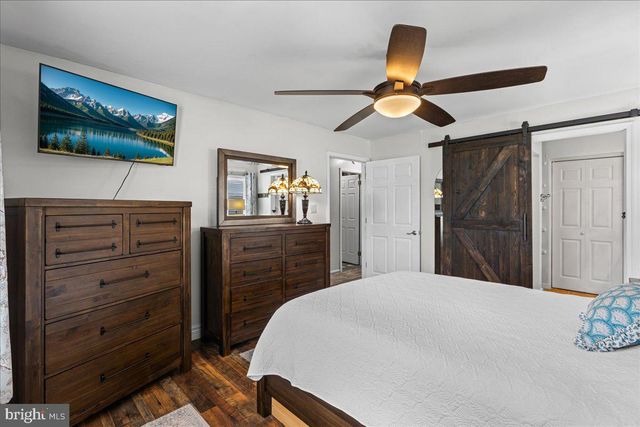 20 S MARS DR, Sewell, NJ 08080
