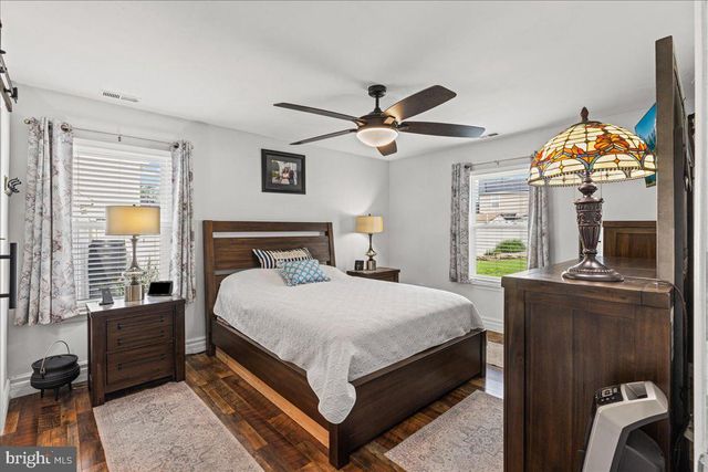 20 S MARS DR, Sewell, NJ 08080