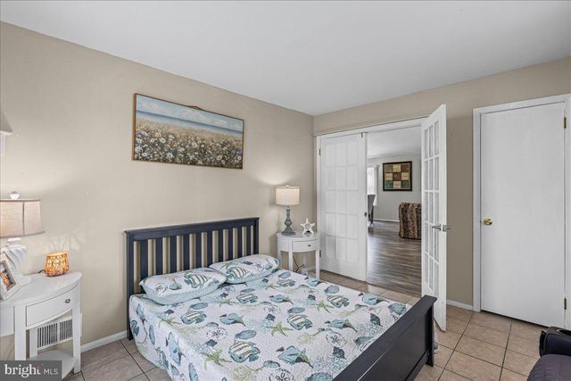 20 S MARS DR, Sewell, NJ 08080