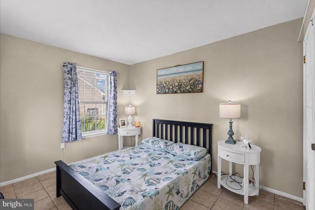 20 S MARS DR, Sewell, NJ 08080