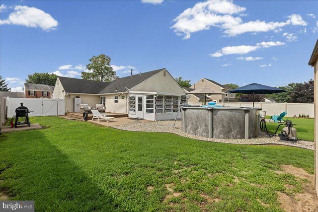 20 S MARS DR, Sewell, NJ 08080