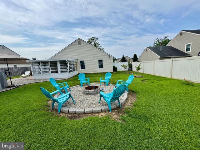 20 S MARS DR, Sewell, NJ 08080