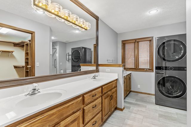 1395 W Evans Street, Springfield, MO 65810