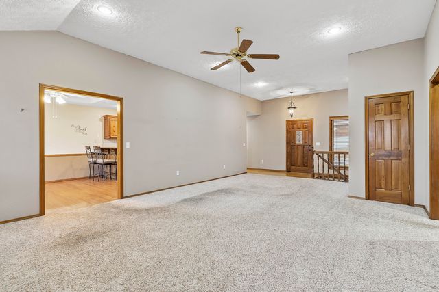 1395 W Evans Street, Springfield, MO 65810