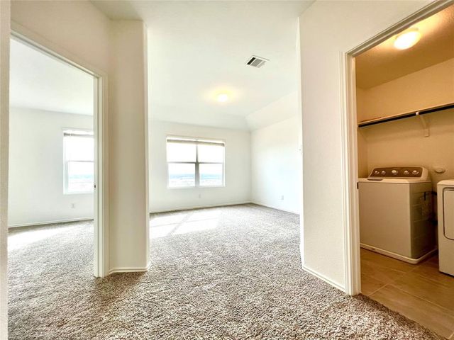 8001 Copper Prairie BND, Lago Vista, TX 78645
