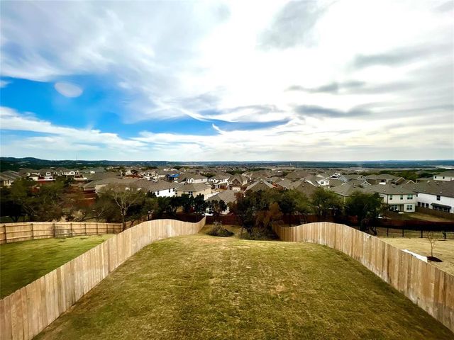 8001 Copper Prairie BND, Lago Vista, TX 78645
