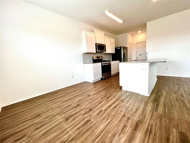 8001 Copper Prairie BND, Lago Vista, TX 78645