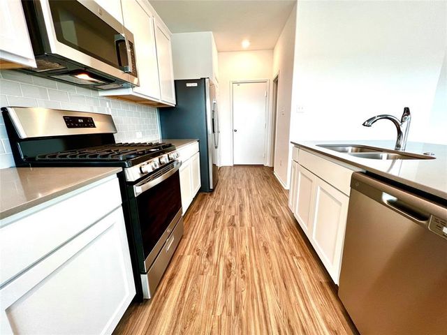 8001 Copper Prairie BND, Lago Vista, TX 78645