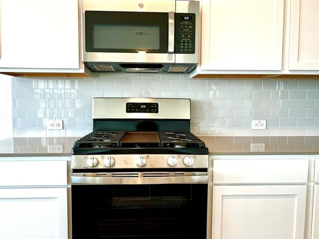8001 Copper Prairie BND, Lago Vista, TX 78645