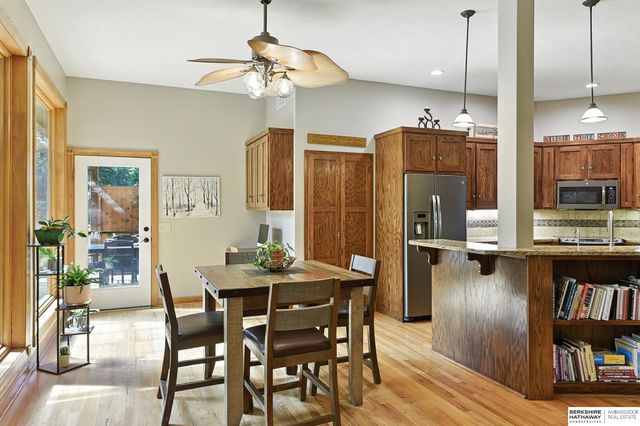 19719 Sterling Court, Plattsmouth, NE 68048