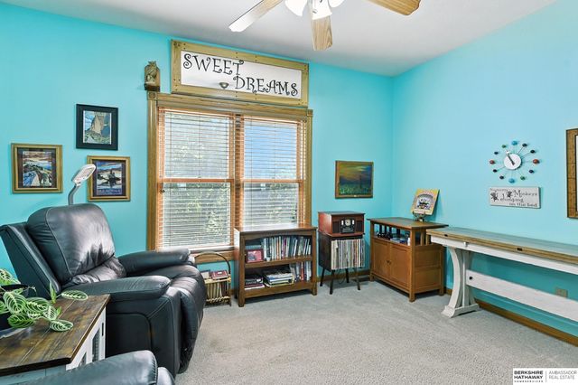 19719 Sterling Court, Plattsmouth, NE 68048