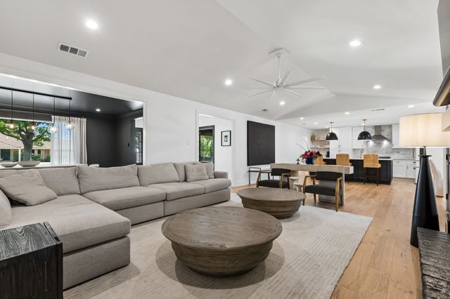 3707 Northaven Road, Dallas, TX 75229