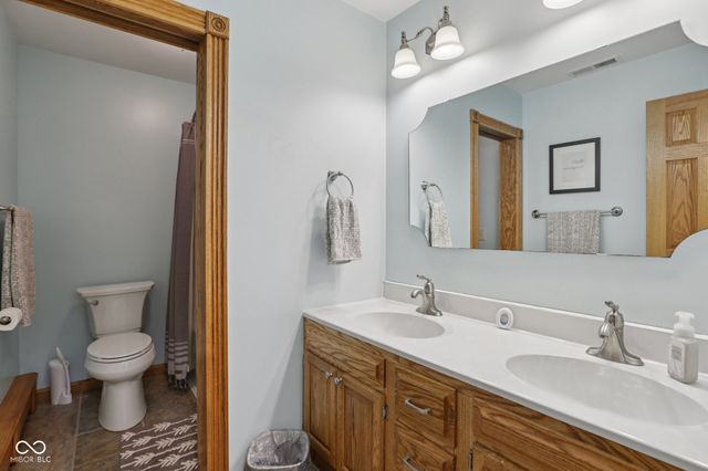 5812 Dartmouth Court, Kokomo, IN 46902