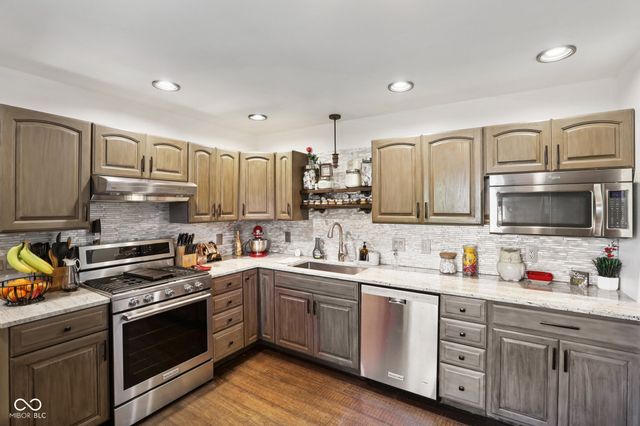 5812 Dartmouth Court, Kokomo, IN 46902