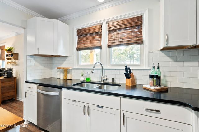 313 Keziah Street, Oak Island, NC 28465