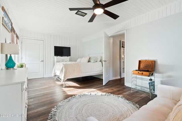 313 Keziah Street, Oak Island, NC 28465