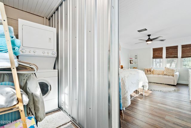 313 Keziah Street, Oak Island, NC 28465