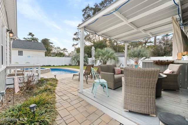 313 Keziah Street, Oak Island, NC 28465