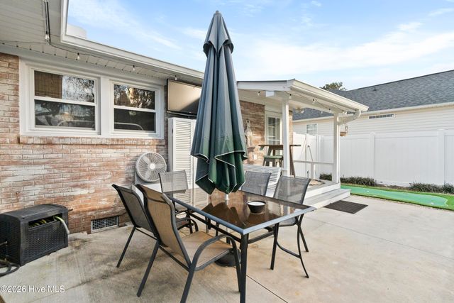 313 Keziah Street, Oak Island, NC 28465