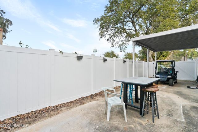 313 Keziah Street, Oak Island, NC 28465