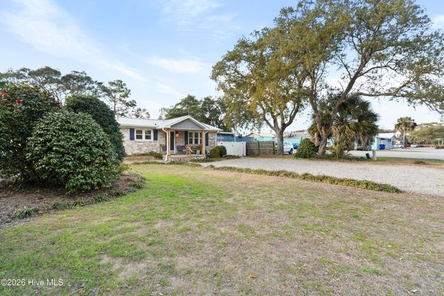 313 Keziah Street, Oak Island, NC 28465