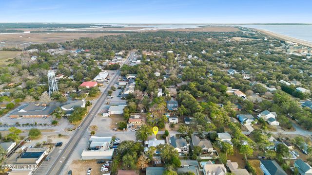 313 Keziah Street, Oak Island, NC 28465