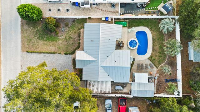 313 Keziah Street, Oak Island, NC 28465