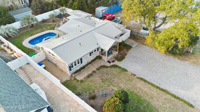 313 Keziah Street, Oak Island, NC 28465