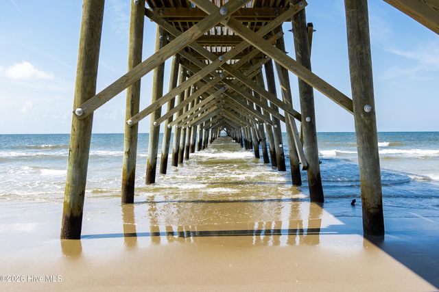 313 Keziah Street, Oak Island, NC 28465