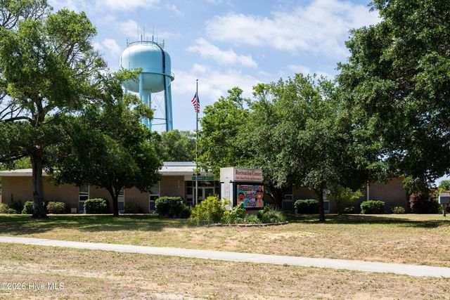 313 Keziah Street, Oak Island, NC 28465