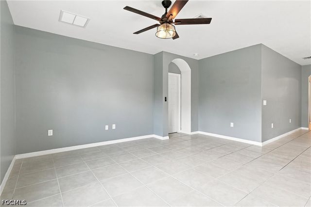 3180 Cozumel CT, Cape Coral, FL 33909