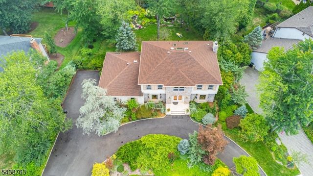 9 Puddingstone Way, Florham Park Boro, NJ 07932