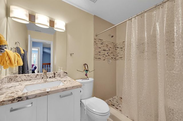 2922 Port Royale Lane S, Fort Lauderdale, FL 33308