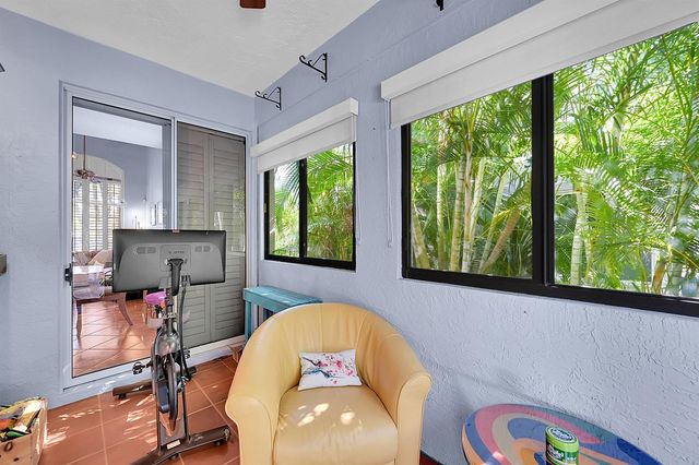 2922 Port Royale Lane S, Fort Lauderdale, FL 33308