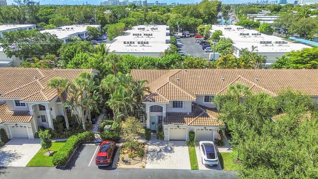 2922 Port Royale Lane S, Fort Lauderdale, FL 33308