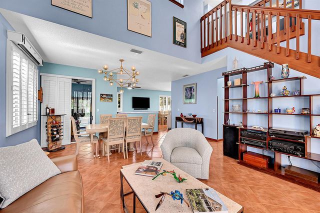 2922 Port Royale Lane S, Fort Lauderdale, FL 33308
